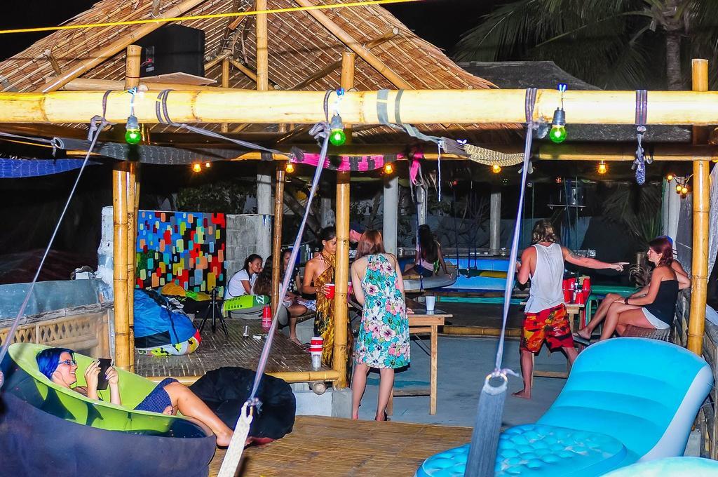 Jeepney Hostel And Kite Resort Balabag  Экстерьер фото